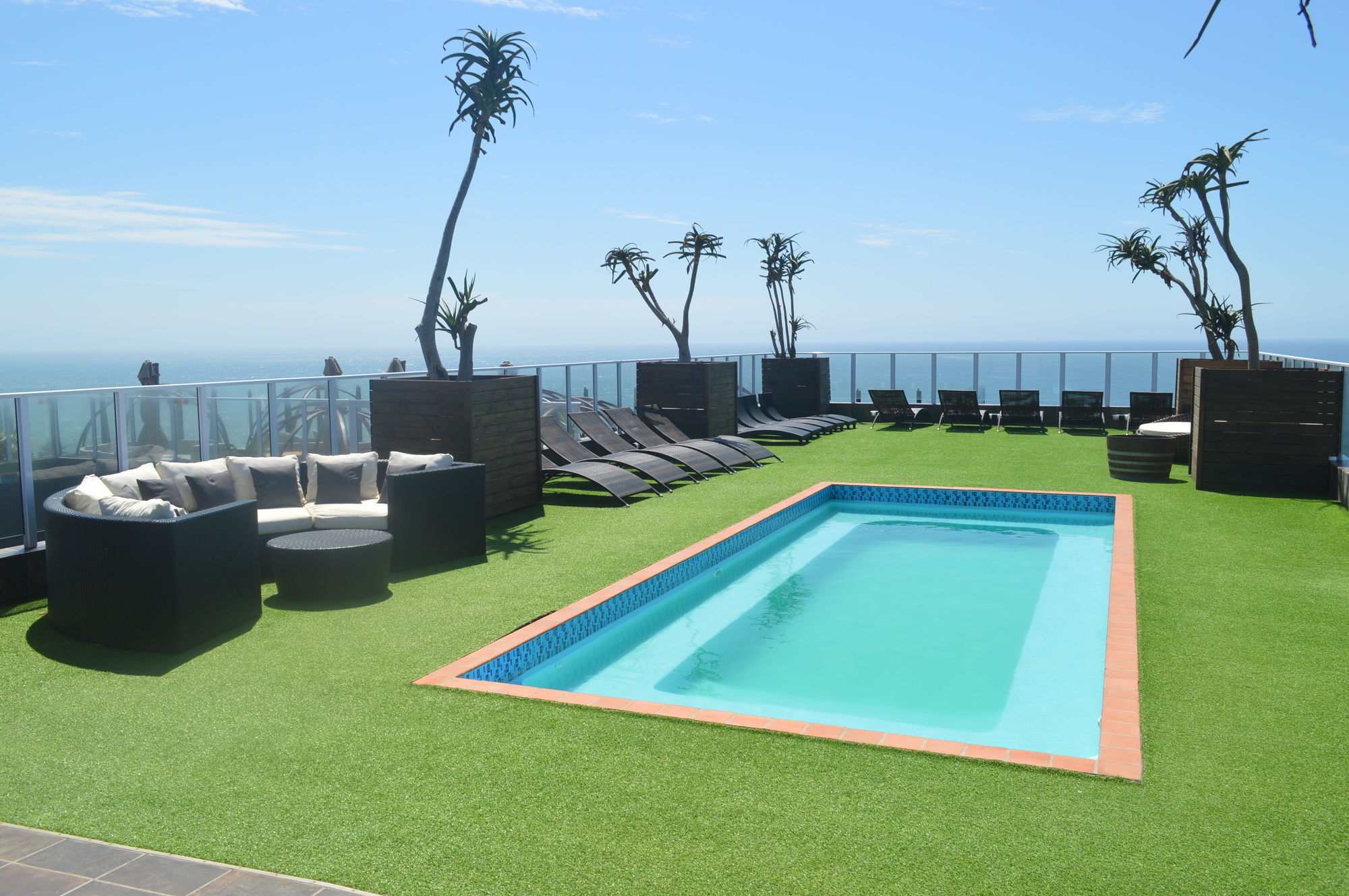 Desroches Hotel Margate Esterno foto